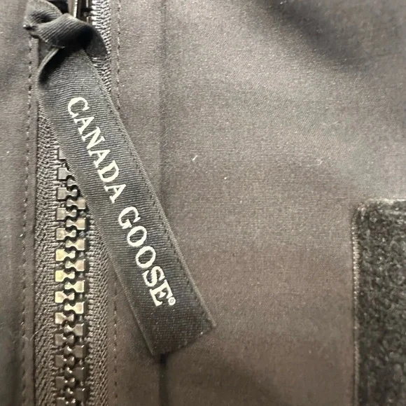 Canada Goose Black Arctic Program Jacket - Picture 4 of 16
